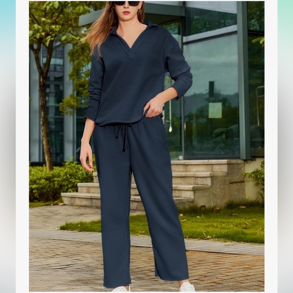 🆕 Yioaga Women's Carmel Tracksuit 2 Piece Set Navy, Size Medium - Picture 1 of 9